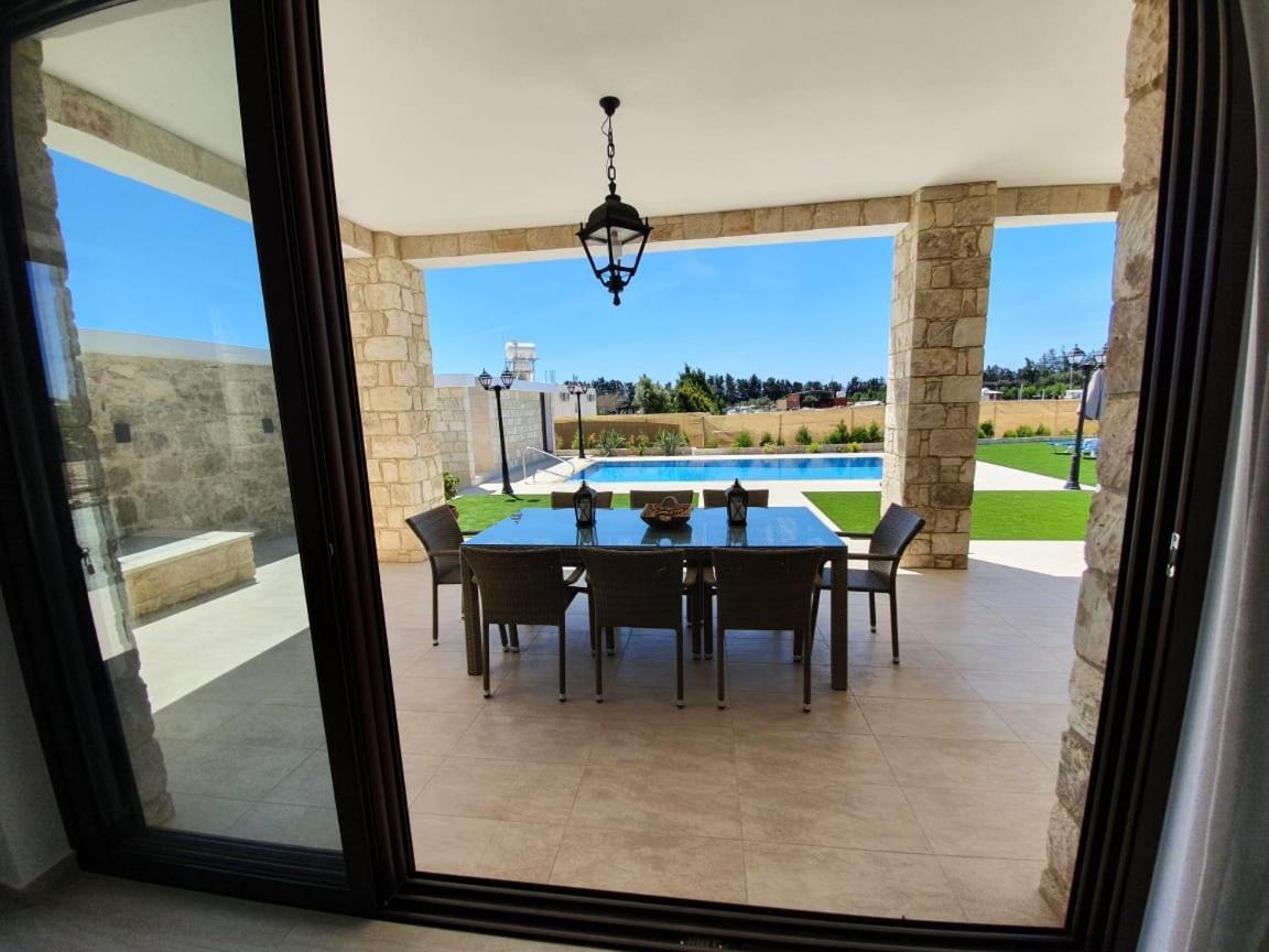 Villa Yermanina Geroskipou 외부 사진