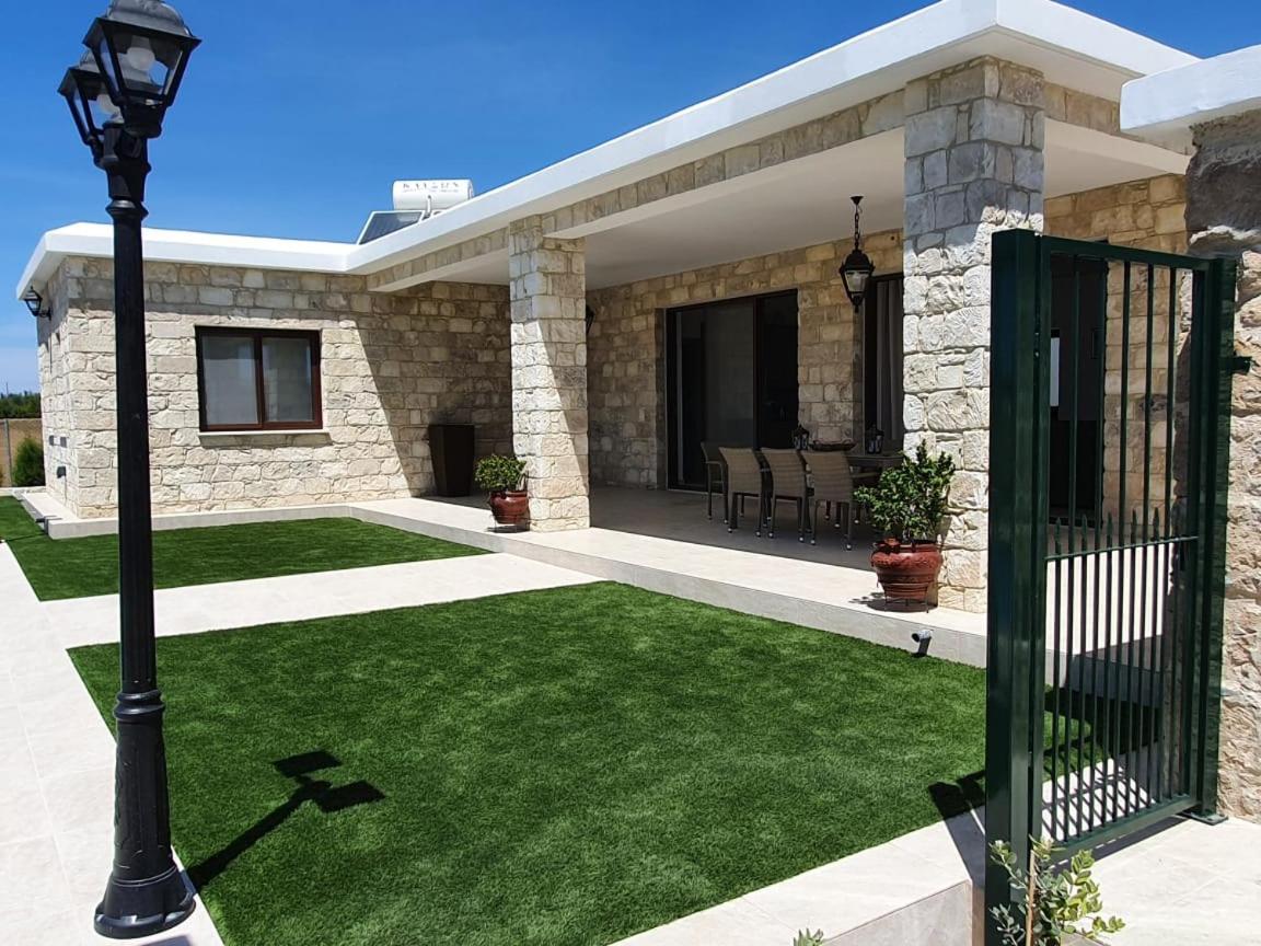Villa Yermanina Geroskipou 외부 사진